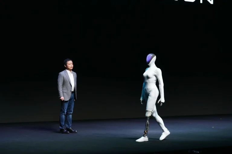 China humanoid robots gain ground as BYD and Unitree advance