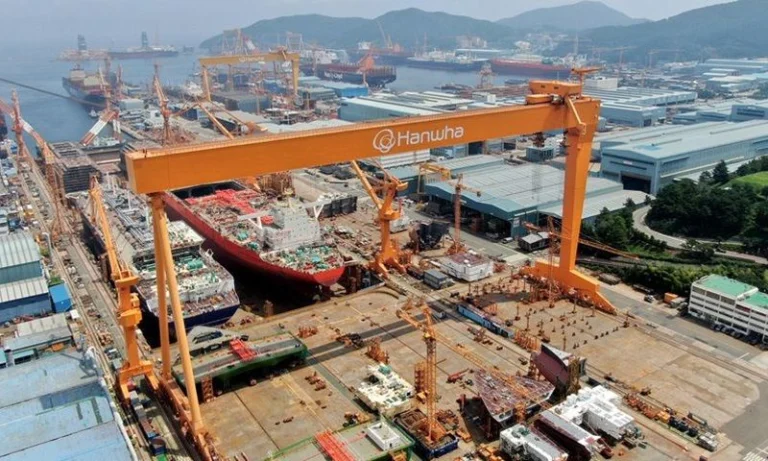 Hanwha Ocean trials AeiROBOT Alice humanoid robot in shipyard