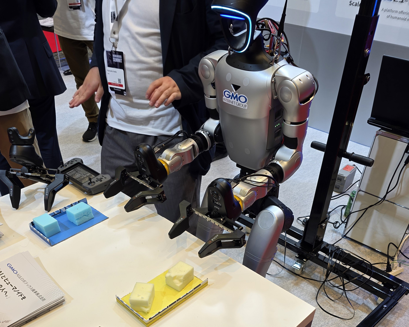 GMO pick-and-place demonstration with the Unitree G1 at the Humanoids Summit Tokyo