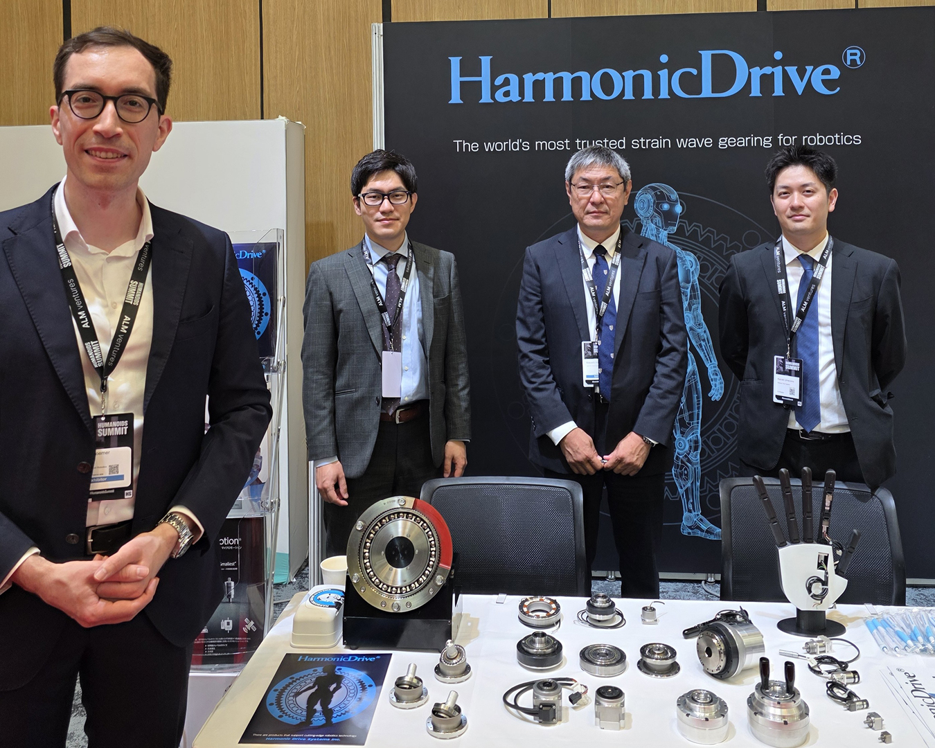 Harmonic Drive gear systems at the Humanoids Summit Tokyo
