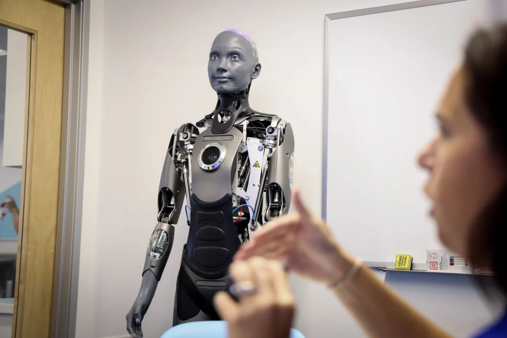 Altus Tests Ameca Humanoid Robots in San Diego School Pilot