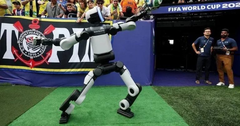 Hyundai demonstrates Atlas humanoid during live FIFA match