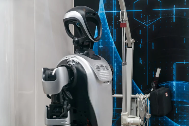 UC San Diego tests teleoperated humanoids in live surgery