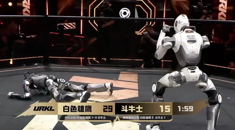 EngineAI opens URKL humanoid combat league in Shenzhen