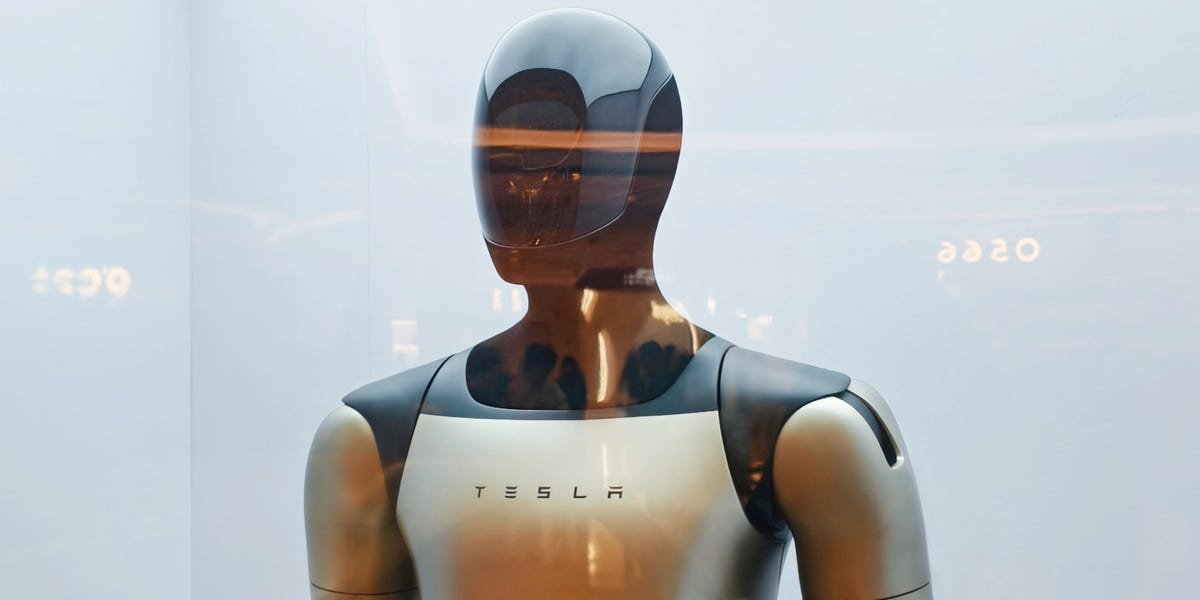 Tesla confirms Optimus production, targets late 2027 sales